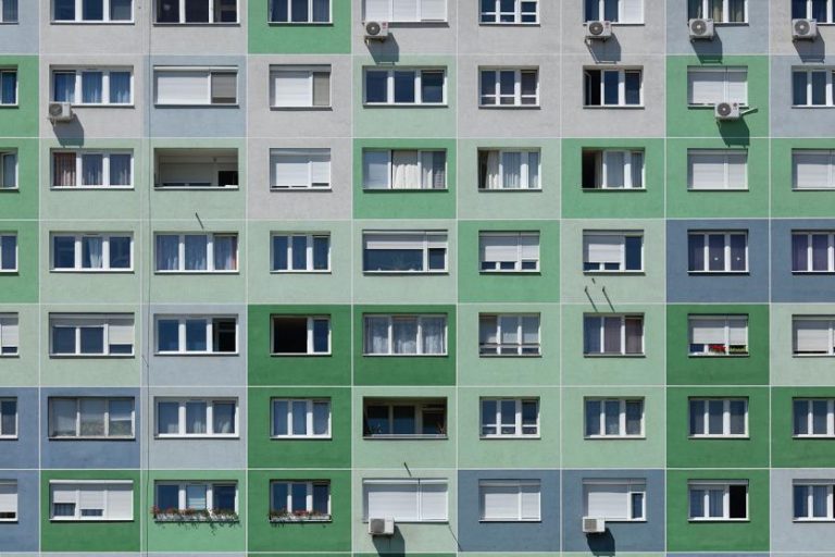 Vitát tartanak az önkormányzati bérlakások megvásárolhatóságáról