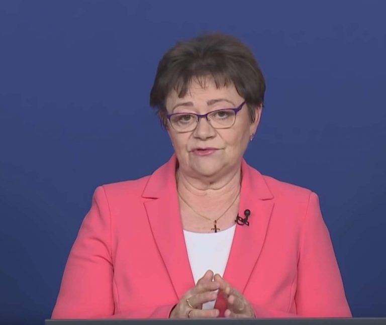 Az ország doktornője, valójában itt él közöttünk