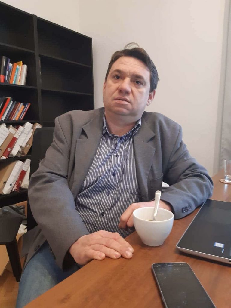 Néppártosodás helyett értékvesztésben a balra tartó Jobbik