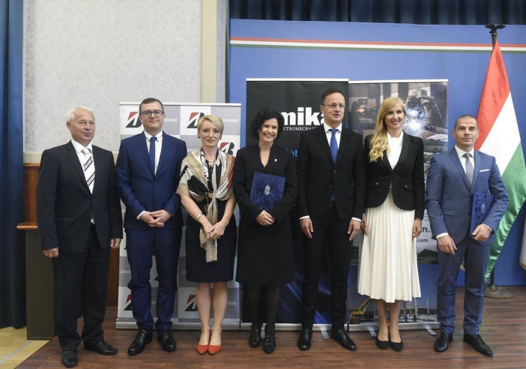 Szijjártó: a versenyképességi program állami támogatása 169 milliárd forintra emelkedett