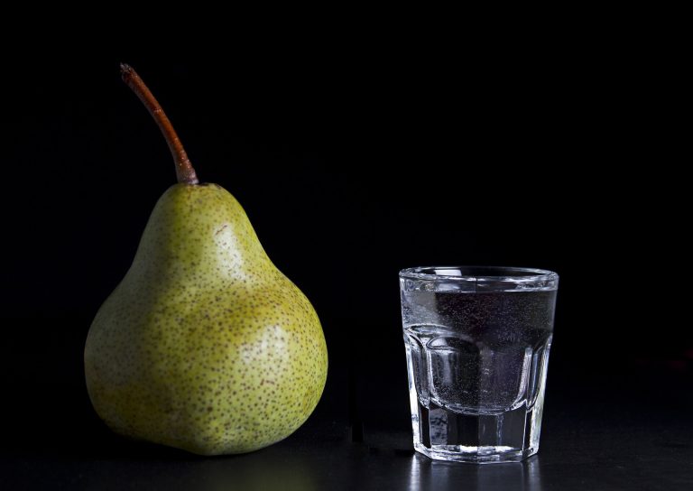 Érdemes figyelniük a szabályokra azoknak, akik otthon, saját gyümölcsből készítenének párlatot