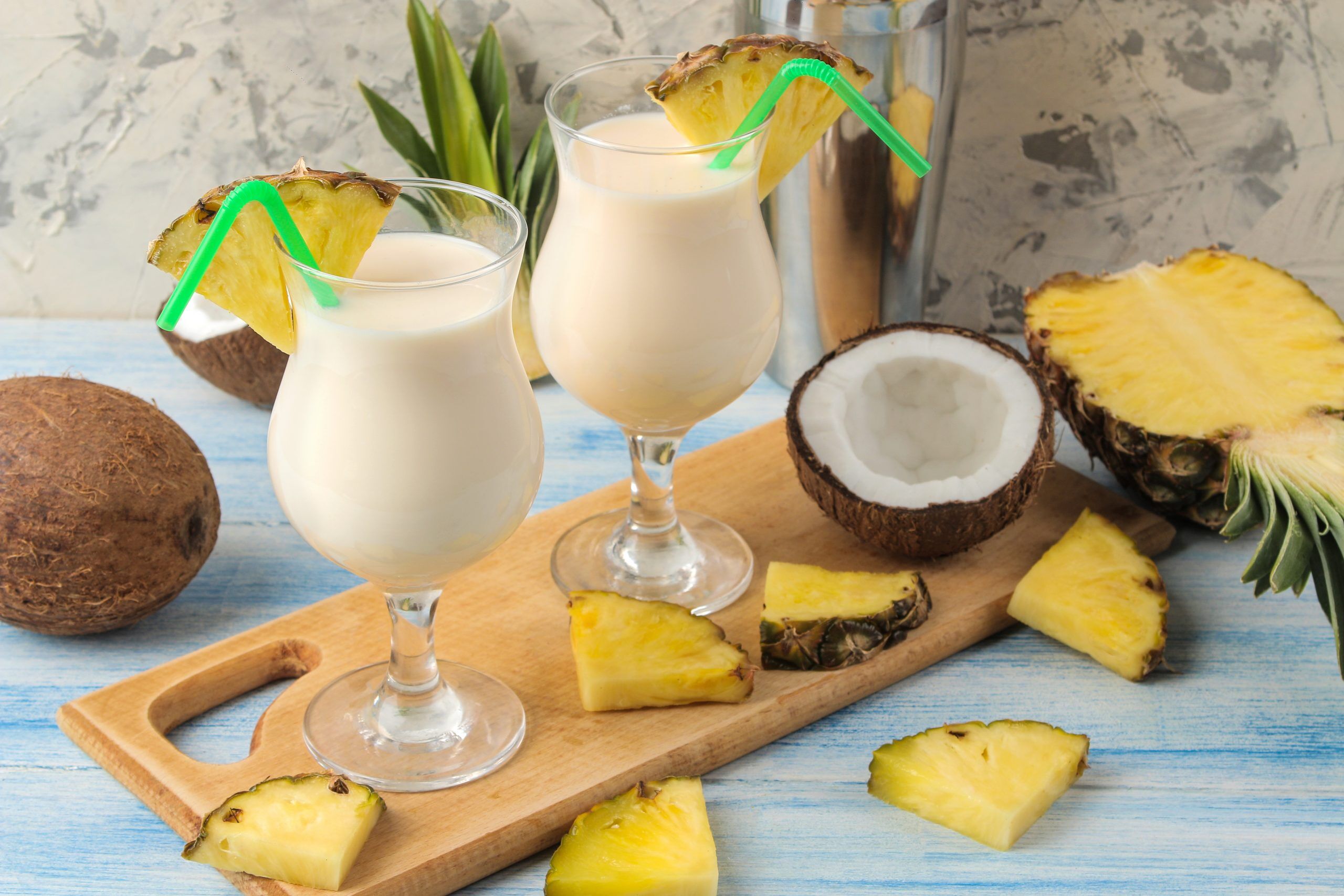 Piña Colada az ananász, a rum és a kókusz mennyei elegye