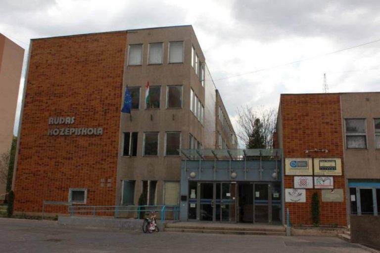 Ajándékokat gyűjtöttek össze a rudasosok