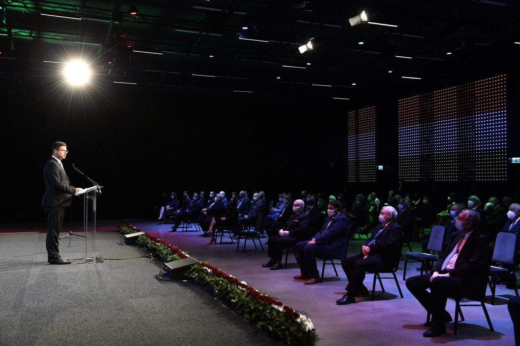 Gulyás Gergely miniszter állami kitüntetéseket adott át – A kitüntetettek névsora