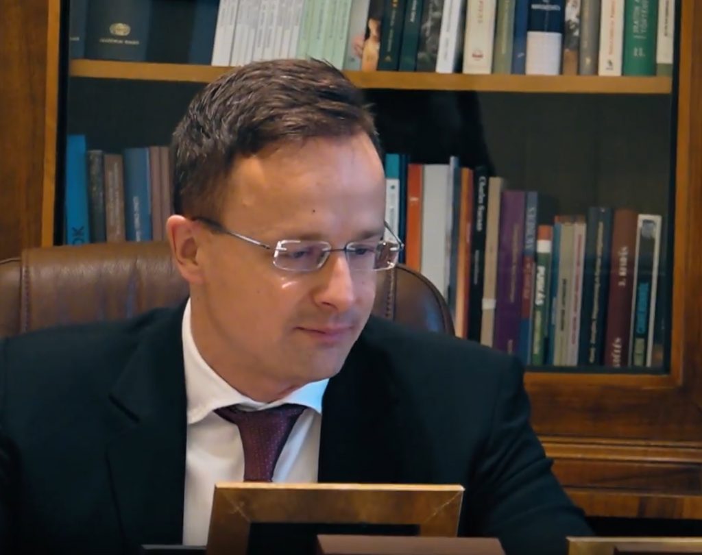 A WHO jóváhagyásával véglegesen összedőlt a Sinopharm-vakcina elleni liberális propagandahadjárat