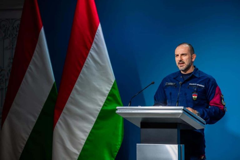 A gyöngyösi kórház vizsgálja Hiesz György jogosulatlan beoltását