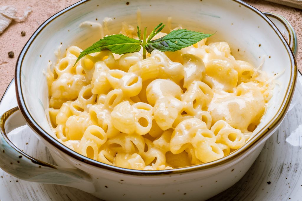 Mac and cheese – az amerikaiak kedvenc sajtos tésztája