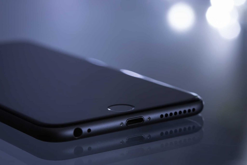 Újabb rekordot döntött az mobilinternetezés 2020-ban