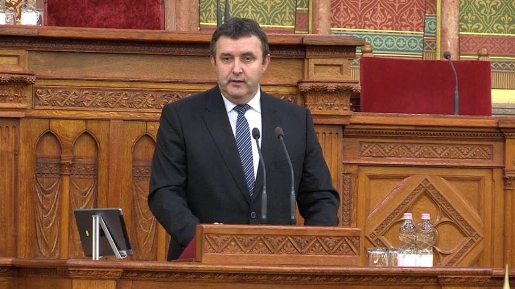 Palkovics: soha nem látott fejlesztések jönnek a magyar élelmiszeriparban