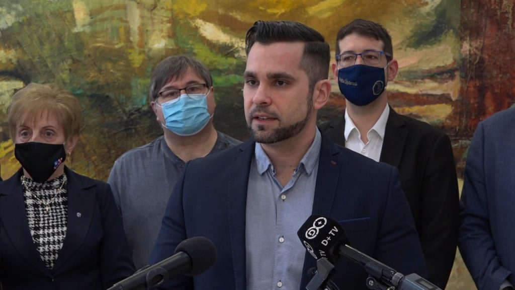 Pintér Tamás: az önkormányzatnak és intézményeinek semmilyen tartozása sincs a DVCSH felé