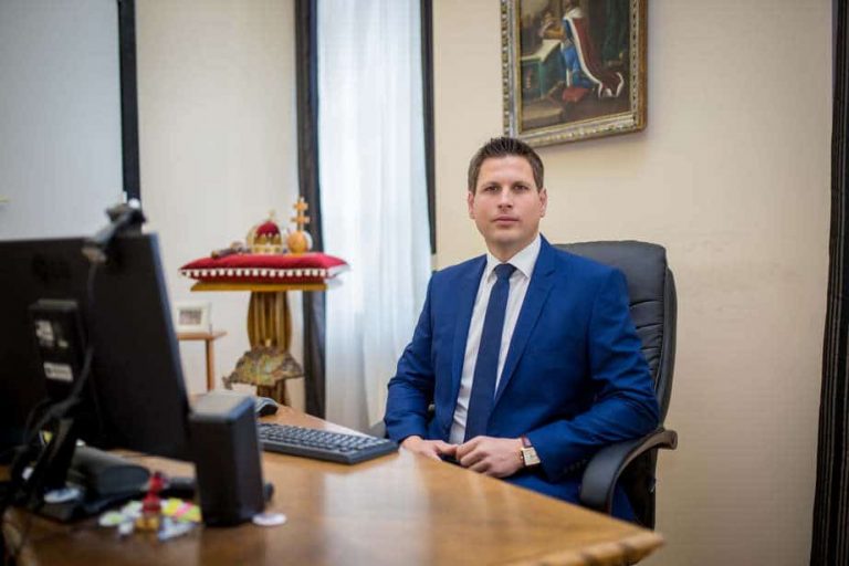 Dr. Molnár Krisztián, a Fejér Vármegyei Közgyűlés elnökének sajtónyilatkozata -Dunaferr kapcsán