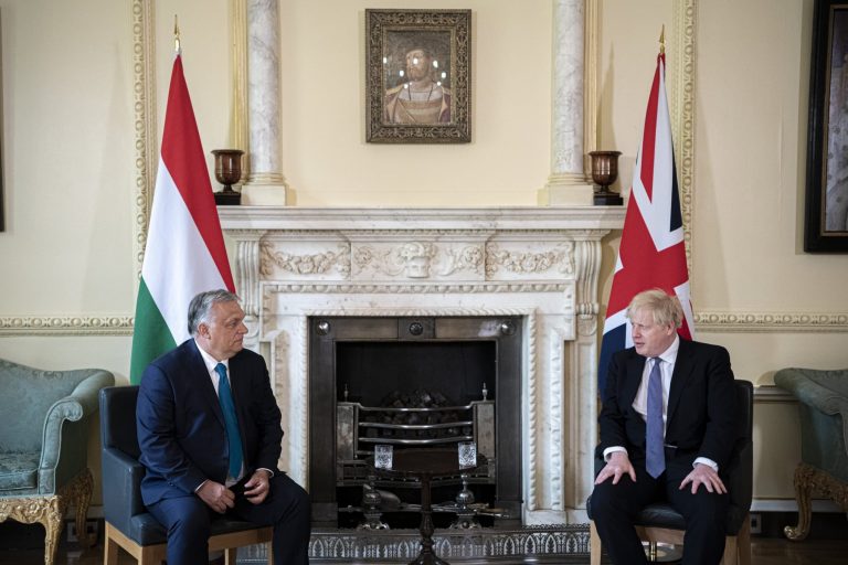 Orbán: a Brexit utáni időszak együttműködési formáit kell megtalálni Nagy-Britanniával