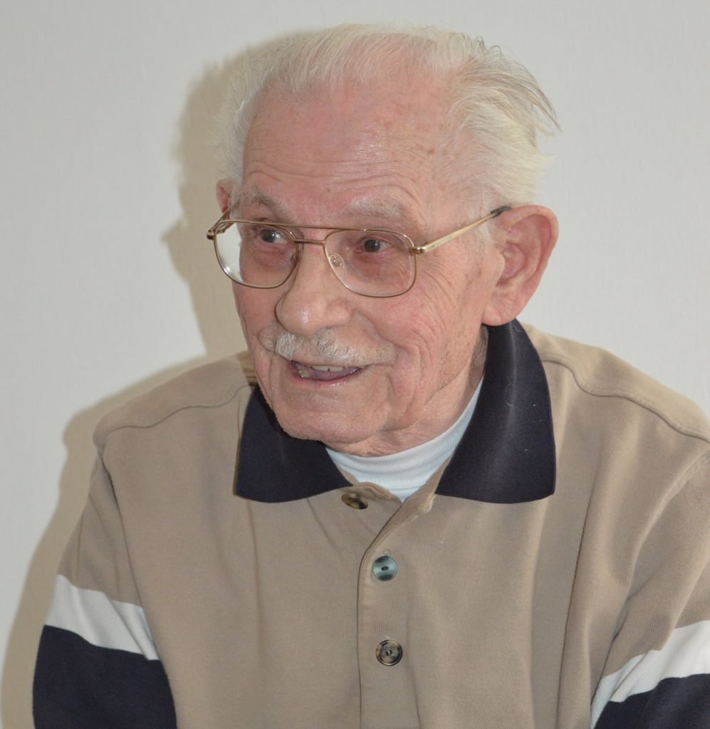 Elhunyt a Dunaferr iskola első igazgatója