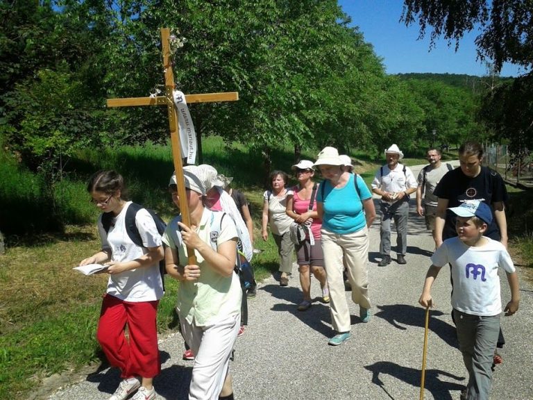 Zarándoklatra hívja az érdeklődőket a SZEM egyesület