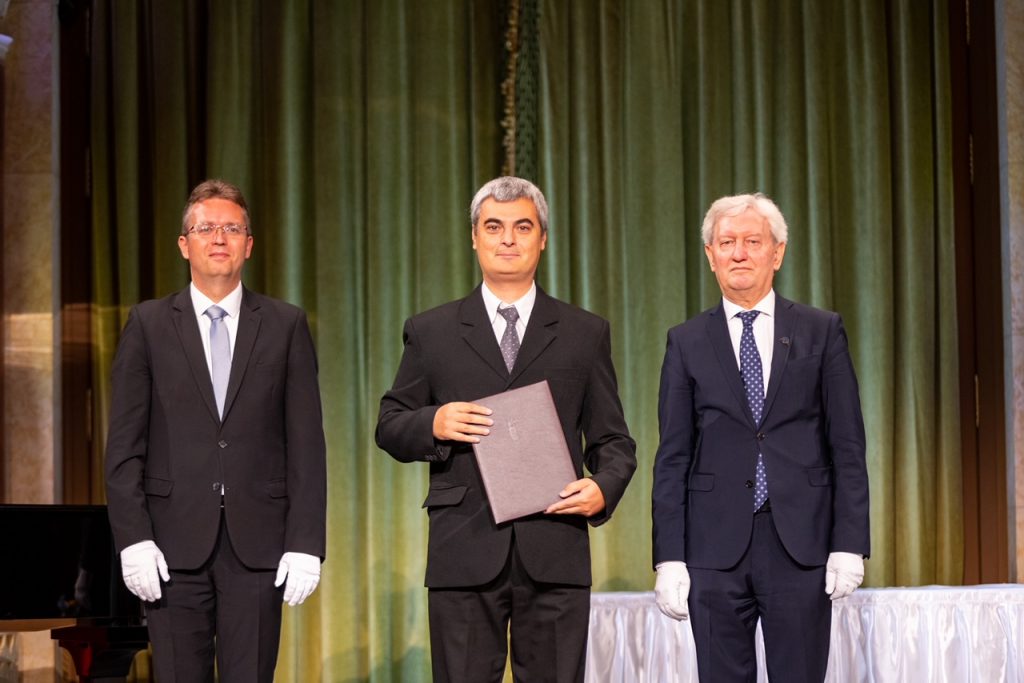 Egyetemi tanári kinevezést kapott dr. Kővári Attila