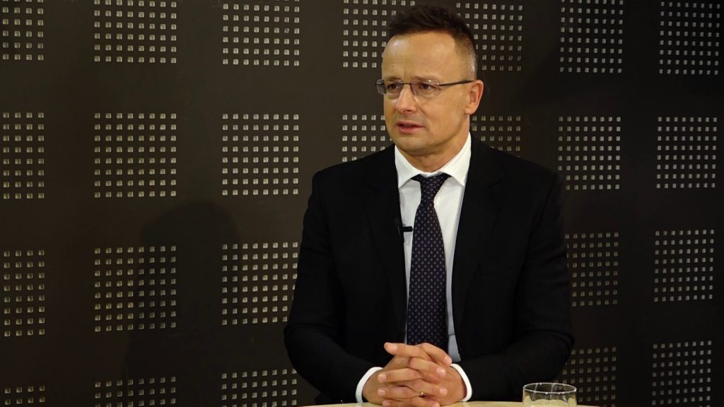 Dunaújvárosba látogatott Szijjártó Péter