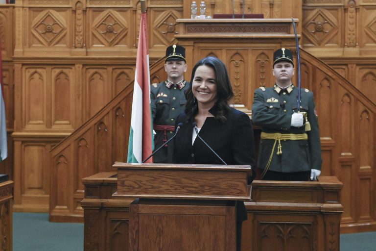 Novák Katalin: szükség van erős, stabil, ütőképes haderőre
