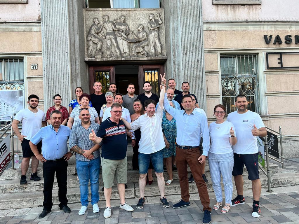 A FIDESZ-KDNP jelöltje Lőrinczi Konrád nyerte az időközi választást