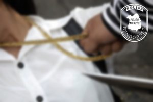 Rendőrkézen a nyaklánctolvaj