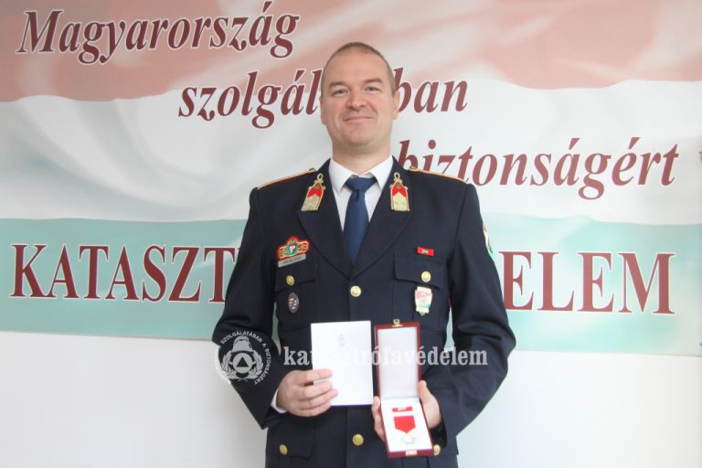 Évtizedes szolgálatukat ismerték el