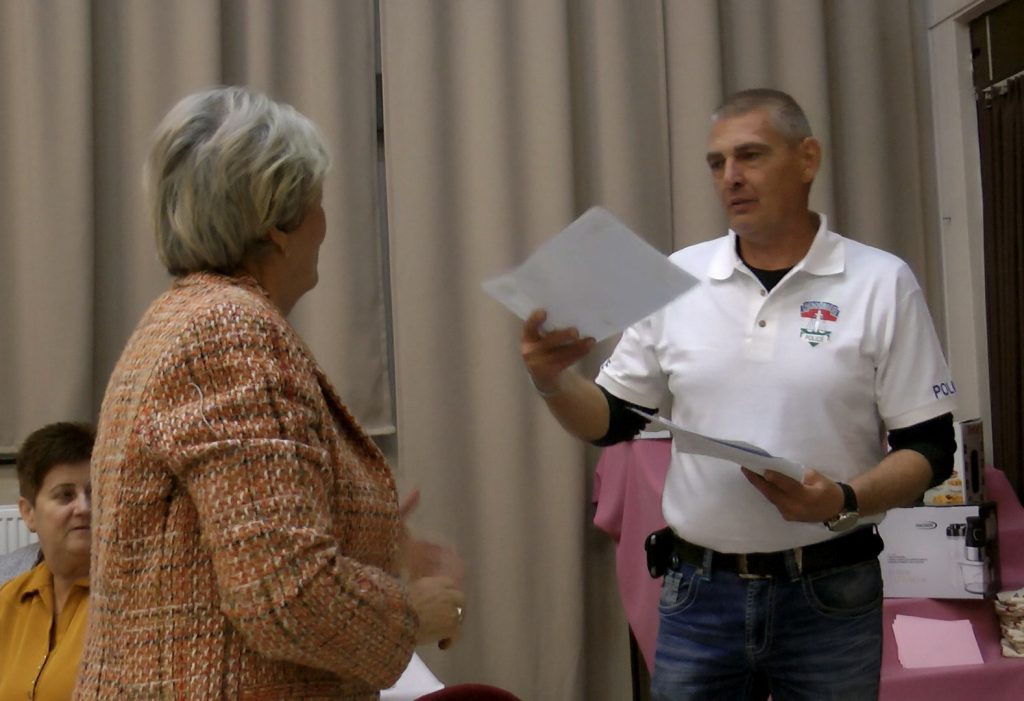 Kötetlenül a biztonságról Ercsiben