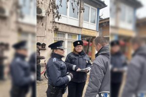 A helyi piacon is toborozták a leendő határvadászokat