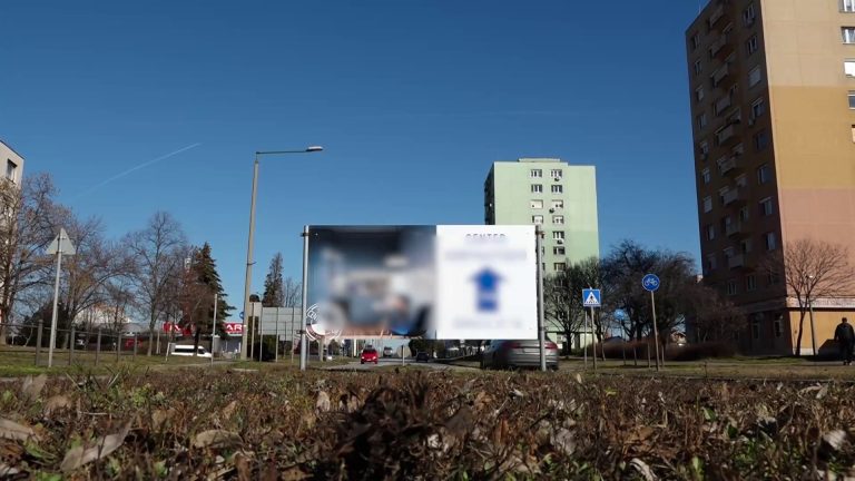 Titkos a dunaújvárosi közterületek reklámcélú értékesítésének szerződése?