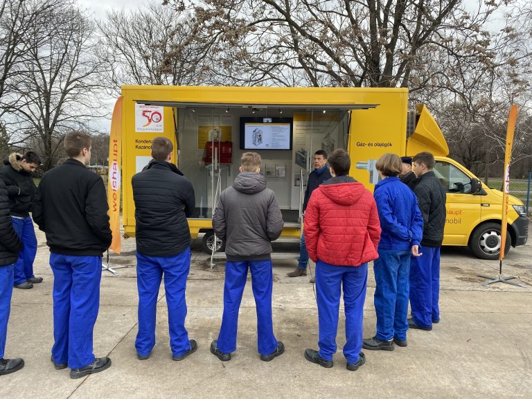 Együttműködést kötött a szakképzési centrum és a Weishaupt Hőtechnikai Kft.