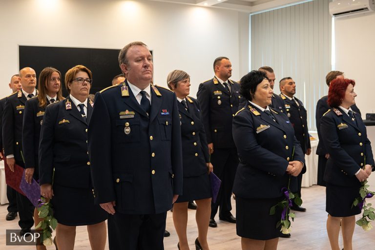 Díjazták a bv-sek kiemelkedő munkáját