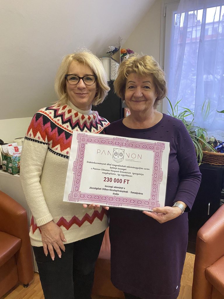 A Jószolgálati Otthonnak gyűjtött pénzadományt a Pannon gimnázium