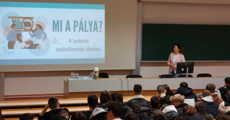 Pályaorientációs előadásokat tartott az egyetem