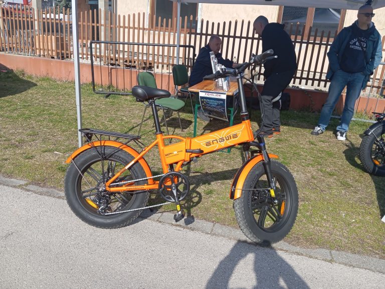 Újabb 23 biciklit és rollert regisztráltak a BikeSafe adatbázisba