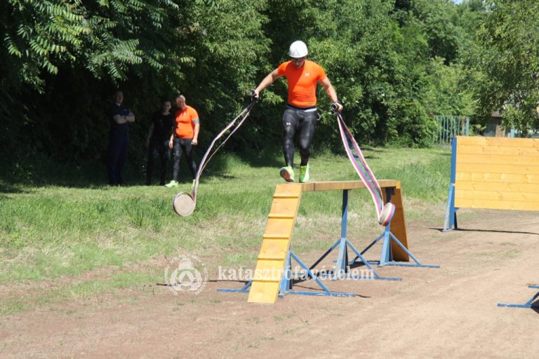Szakmai csapatversenyen mérkőztem meg a vármegye tűzoltói