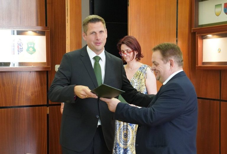A Fejér Vármegyei Közgyűlés megválasztott tagjai is átvették megbízólevelüket