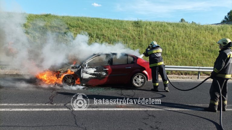Menet közben gyulladt ki egy kocsi az M6-oson