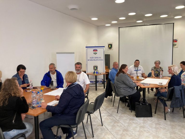 Az áldozatvédelmi szakterületen osztották meg tapasztalataikat az illetékes szervek