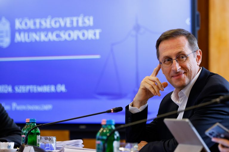 Varga Mihály: januárban ismét nyugdíjemelés lesz