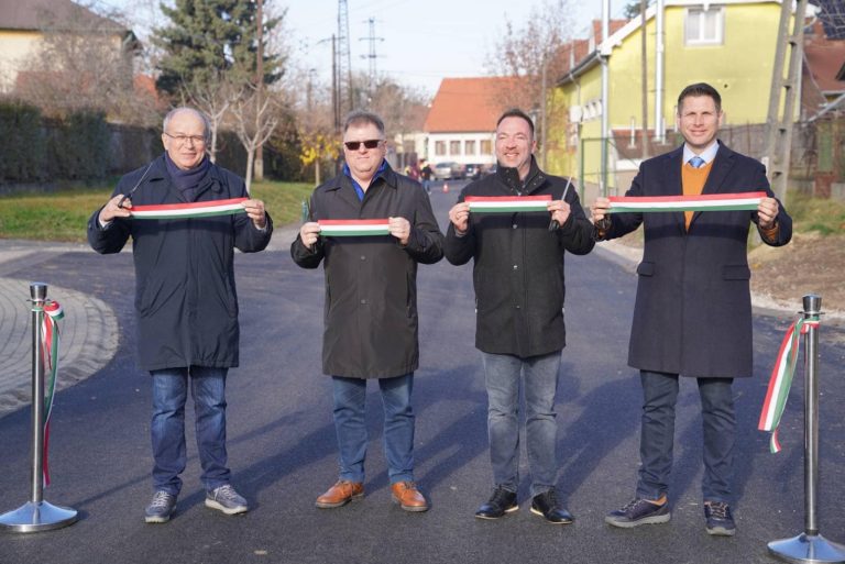Jelentős útfelújításokkal végeztek Rácalmáson