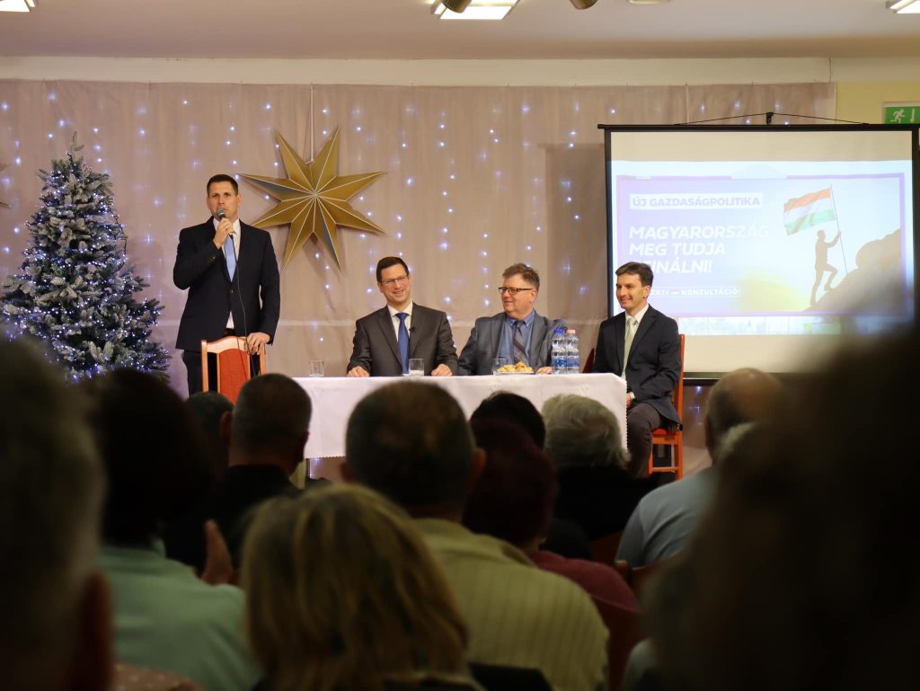 Gulyás Gergely, a Miniszterelnökséget vezető miniszter tartott fórumot a választókerületben