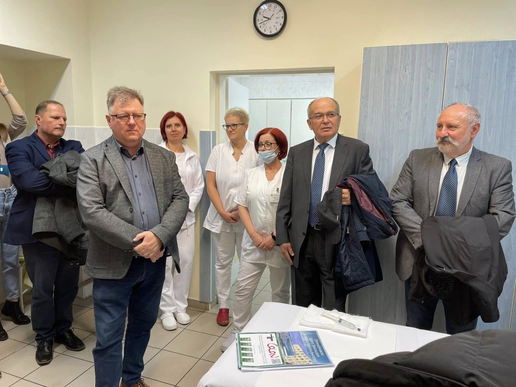 Már használatba is állították az új kolonoszkóp vizsgálóeszközt