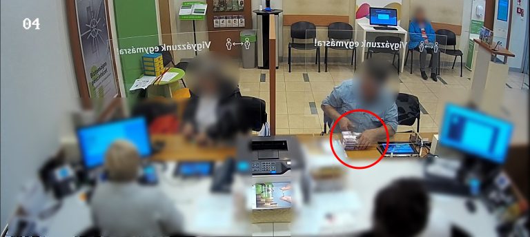 A Fejér vármegyei nyomozók így szereztek vissza 100 millió forintot