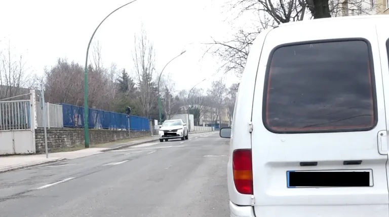 Akciójelenet Dunaújvárosban: civilek állították meg az idős nő támadóját