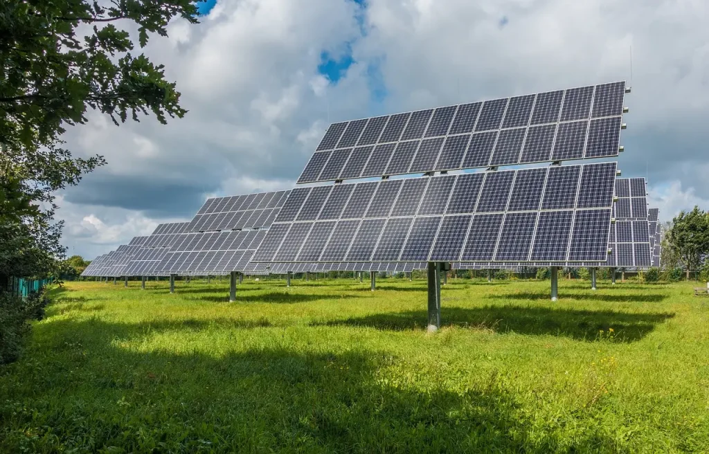 300 ezer fölé növeli a kisebb napelemes rendszerek számát a Napenergia plusz program