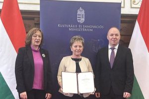 Miniszteri elismerést kapott Orbán Mária