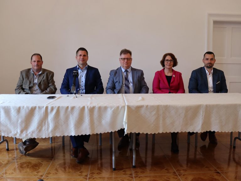 A hátrányos helyzetben élőket segíthetik a 300 millió forintos pályázati támogatásból