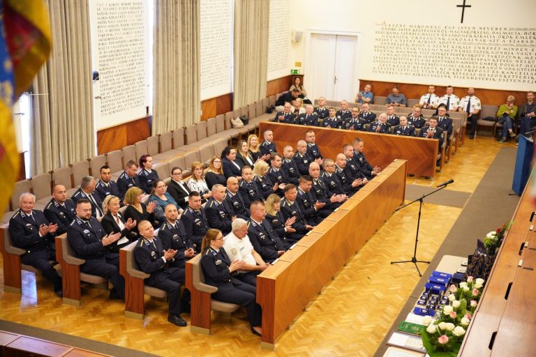 „Év rendőre” kitüntetést kapott a dunaújvárosi kapitányság bűnvadásza!