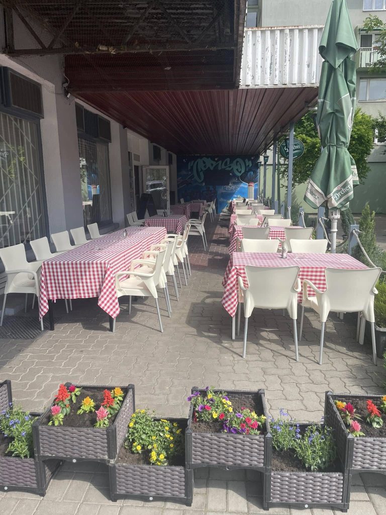 Eladó a Corso – ennyiért kínálják a kultikus dunaújvárosi éttermet