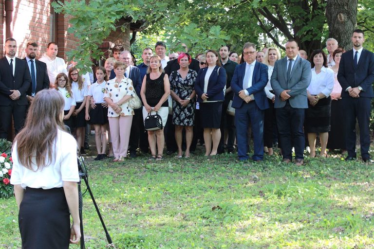 Nemzeti Összetartozás Napja: adjunk hitet és reményt a következő nemzedéknek!
