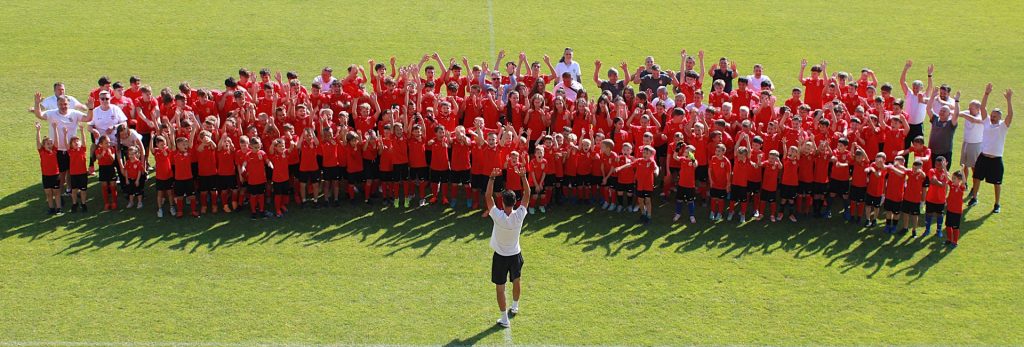 A Dunaújváros FC ma debütál az NB III-ban – szurkoljunk együtt a stadionban!
