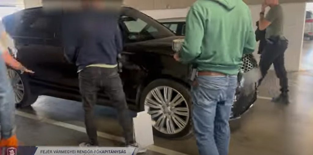 Elfogták az 56 éves nőt: 150 milliót csalt ki pályázati pénzeket ígérve